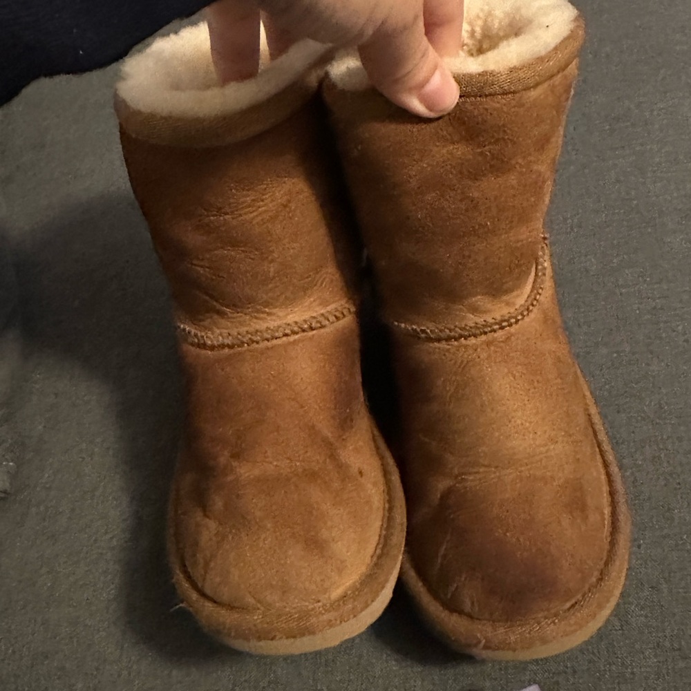 UGG Tan  girls  Boots sz 12